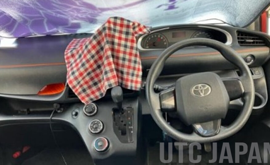 TOYOTA SIENTA 2016