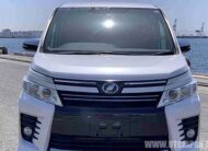 Toyota Voxy ZS