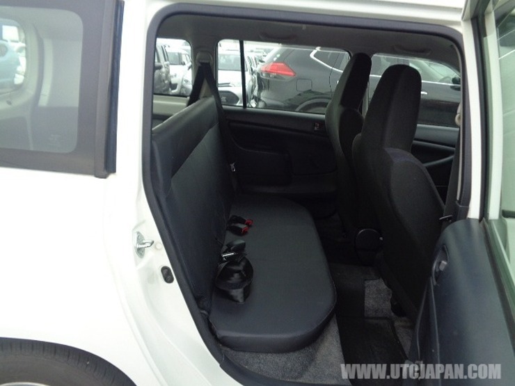 Toyota Probox DX Comfort