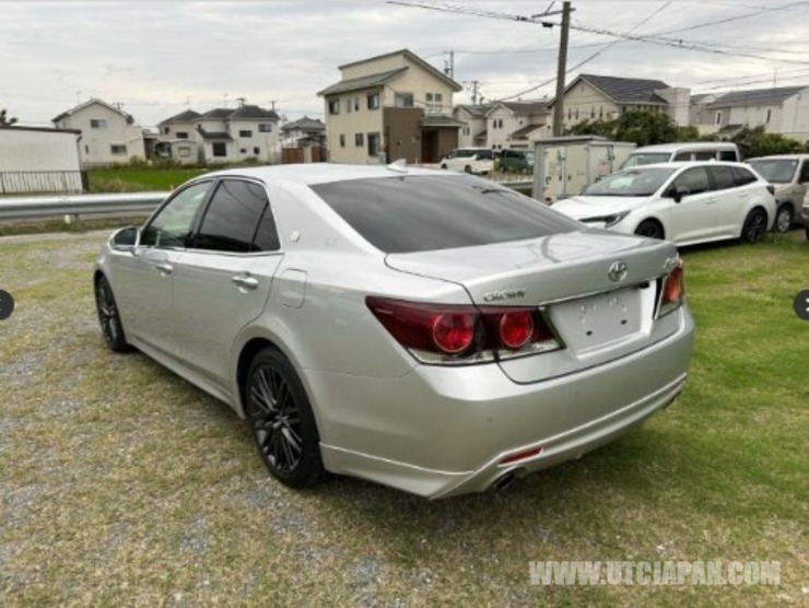 Toyota Crown 2.0