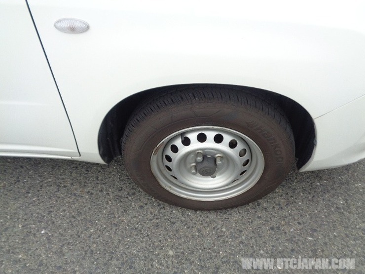 Toyota Probox DX Comfort